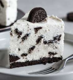 OREO CHEESE CAKE